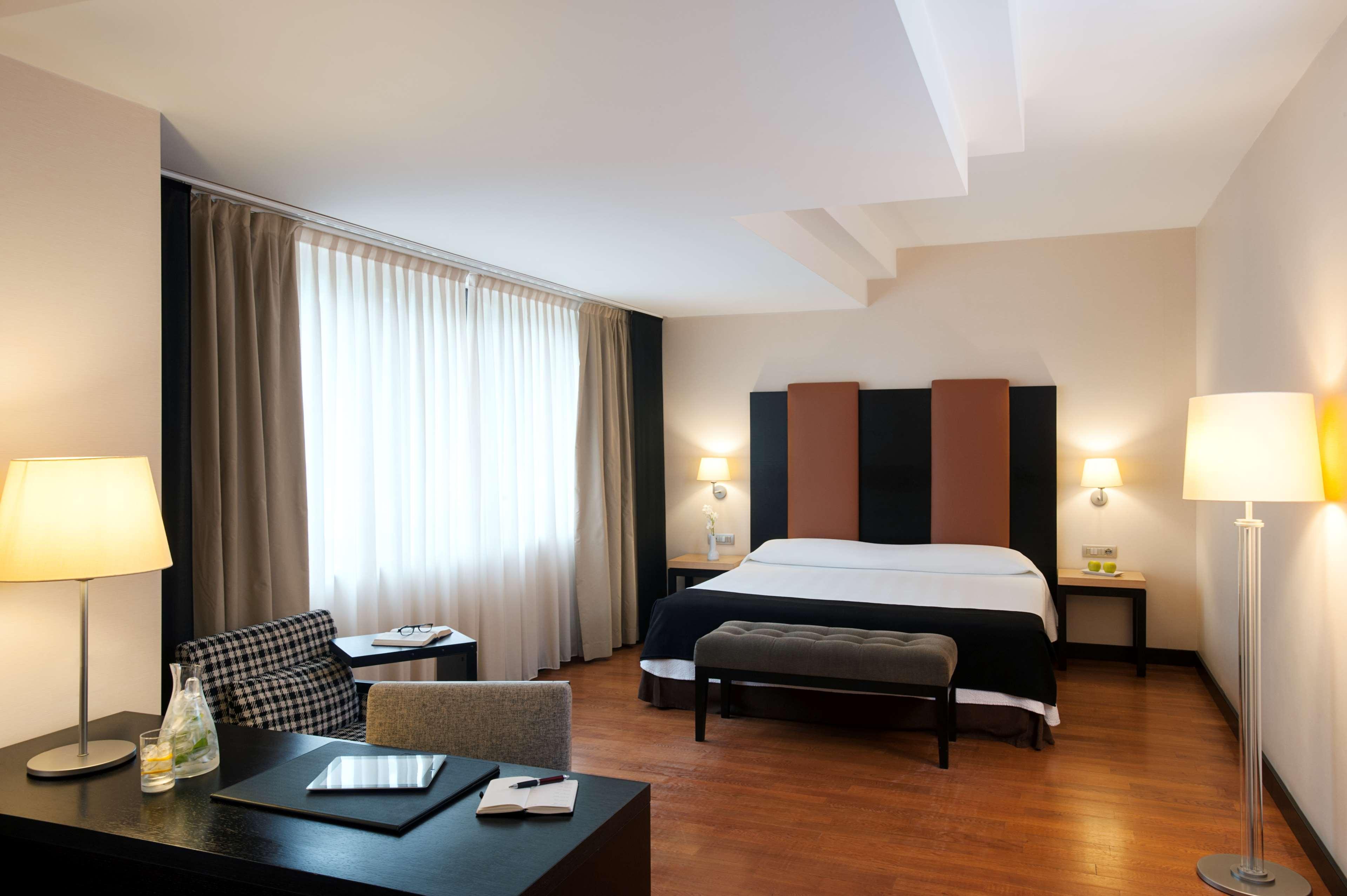 Nh Timisoara Hotell Eksteriør bilde
