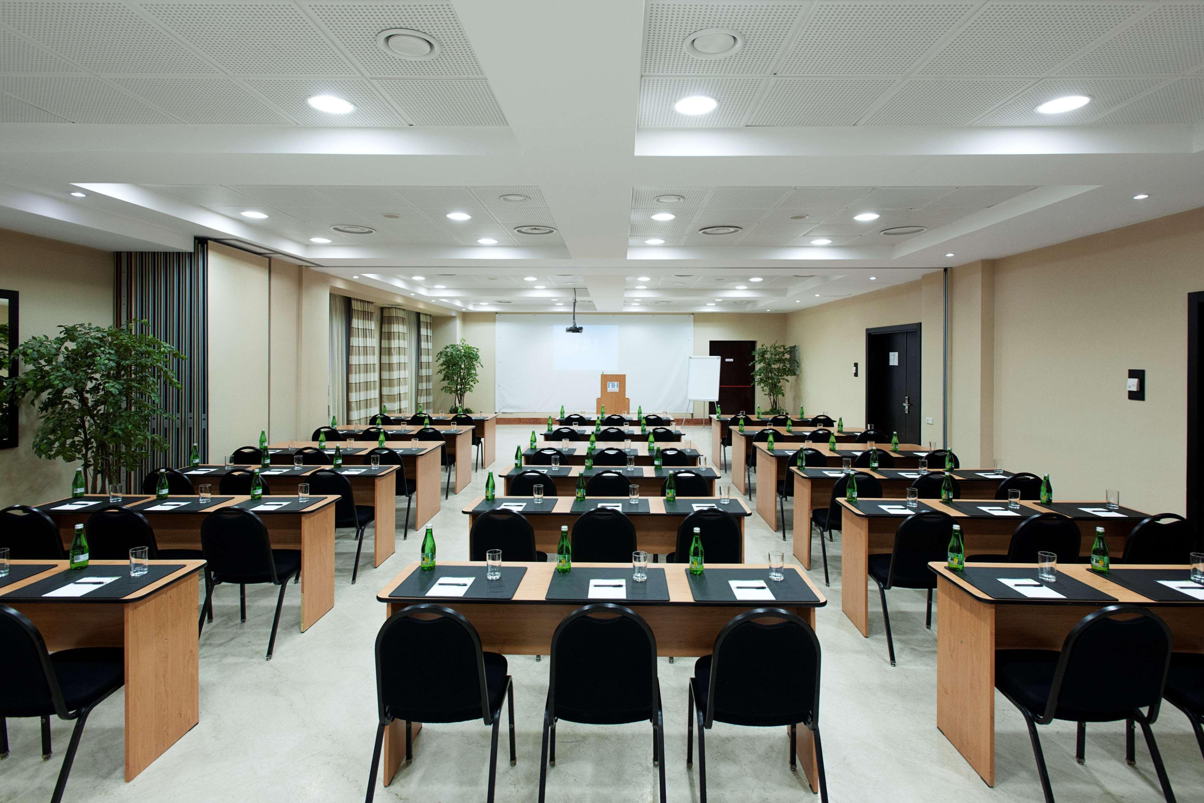 Nh Timisoara Hotell Eksteriør bilde
